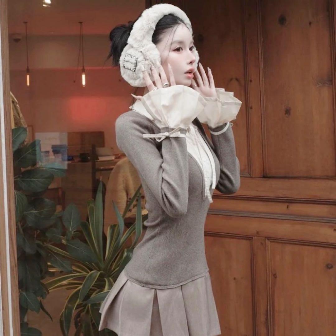 ニットミニワンピース　シャツドッキングプリーツミニワンピース　ダーリッチ　モカ