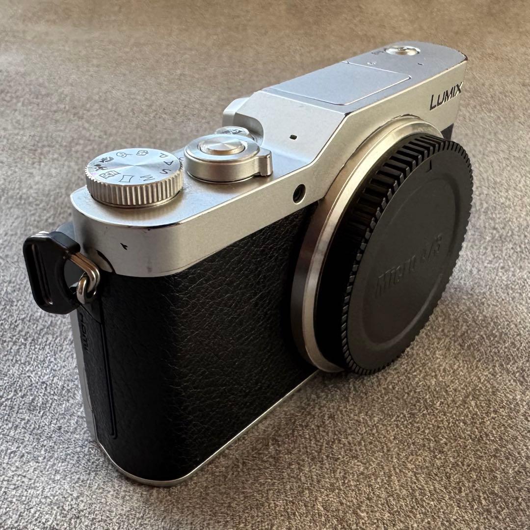 LUMIX DC-GF9 ダイヤル難あり