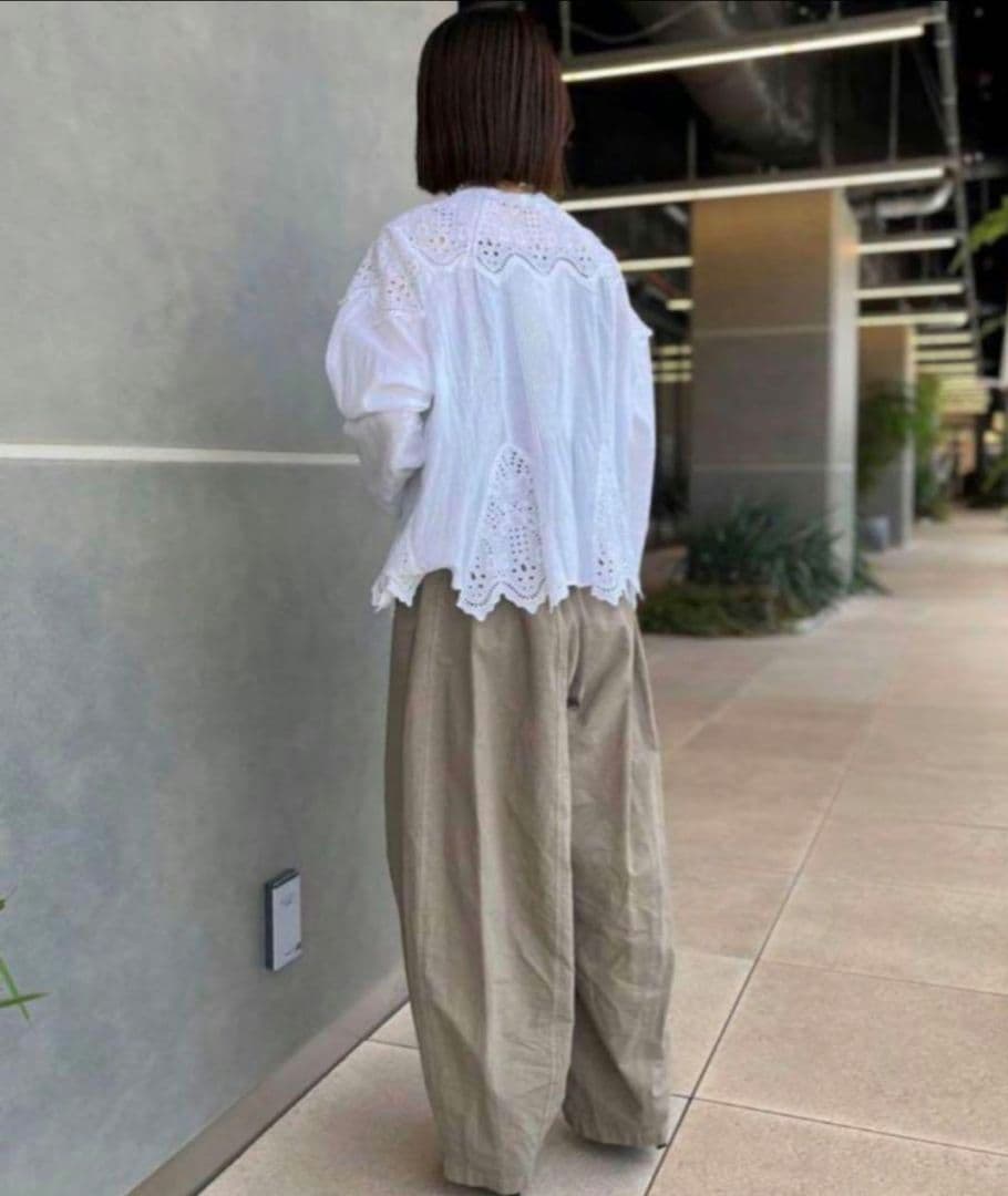 新品未使用　Curensologyカレンソロジー　コットンリネンドロストパンツ