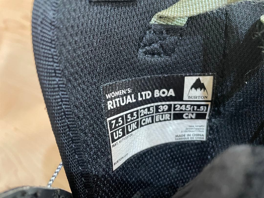 バートン　RITUAL LTD ダブルBOA 24.5センチ