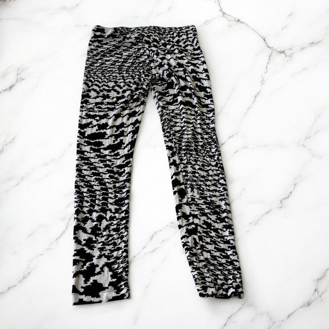 ALEXANDER MQUEEN レギンス　総柄　パンツボトムス　アレキサンダー