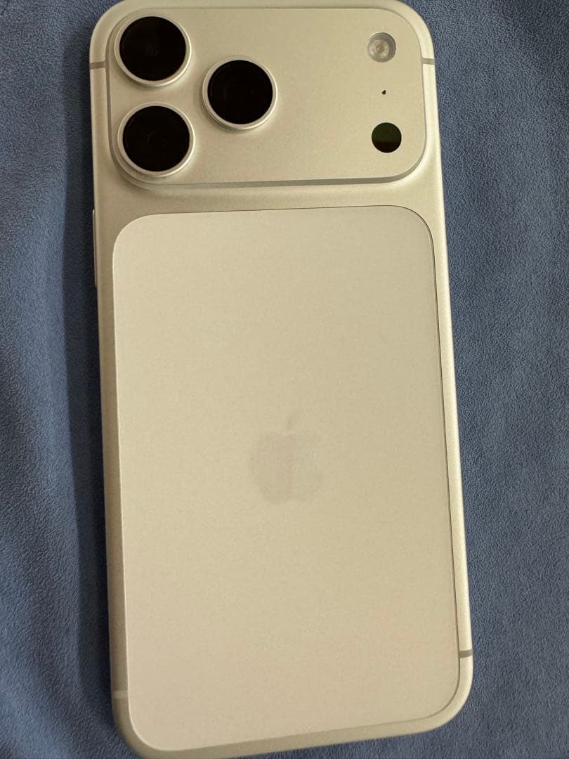 iPhone 17 Pro max 256gbシルバー 本体