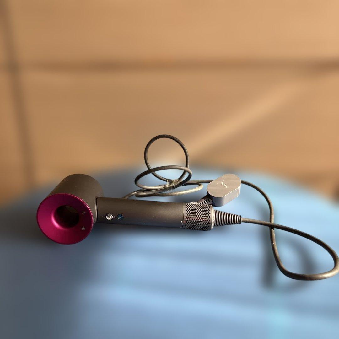 Dyson ヘアドライヤー HD01グレーとピンク