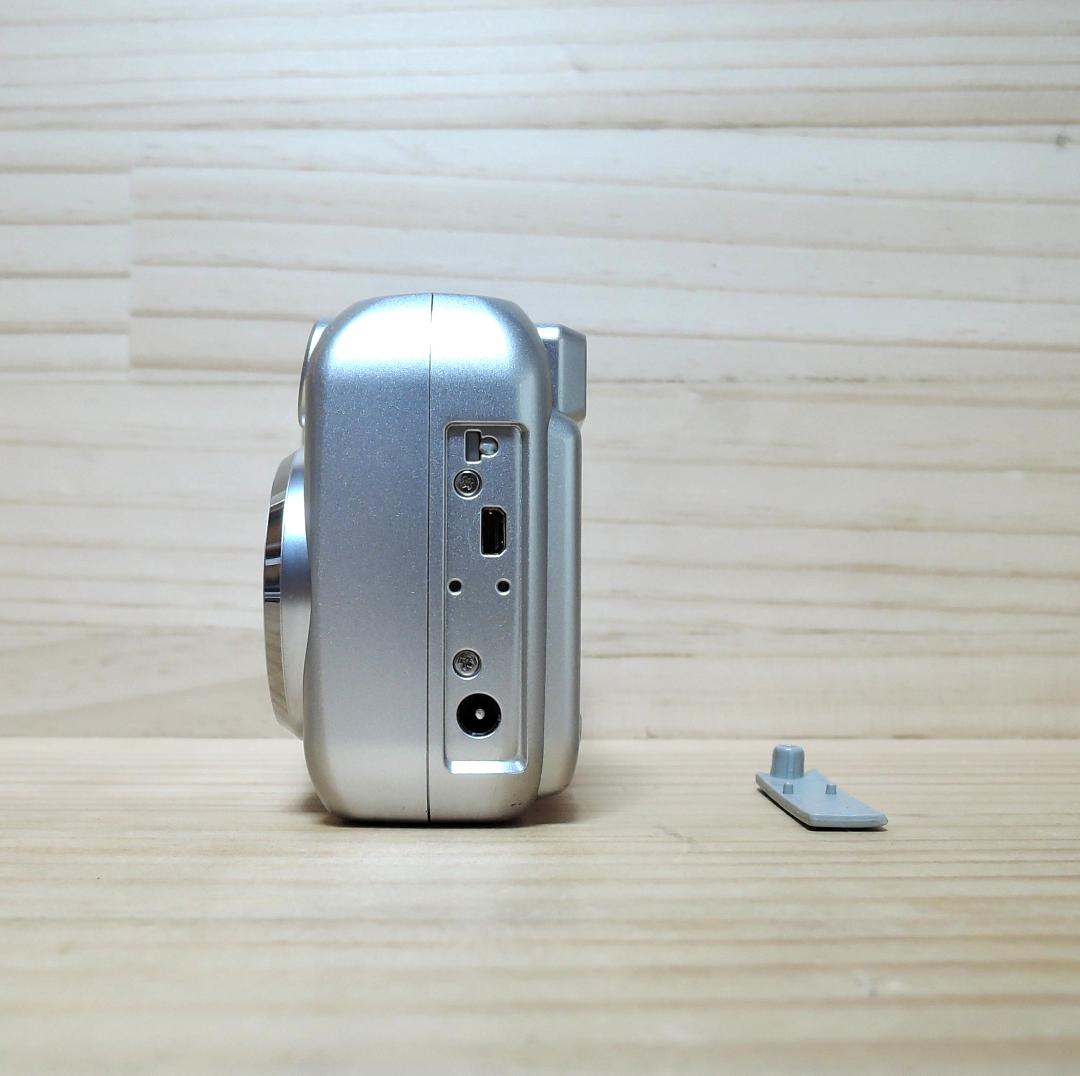 【美品】Nikon COOLPIX 2100 コンデジ カメラ　《動作確認済》