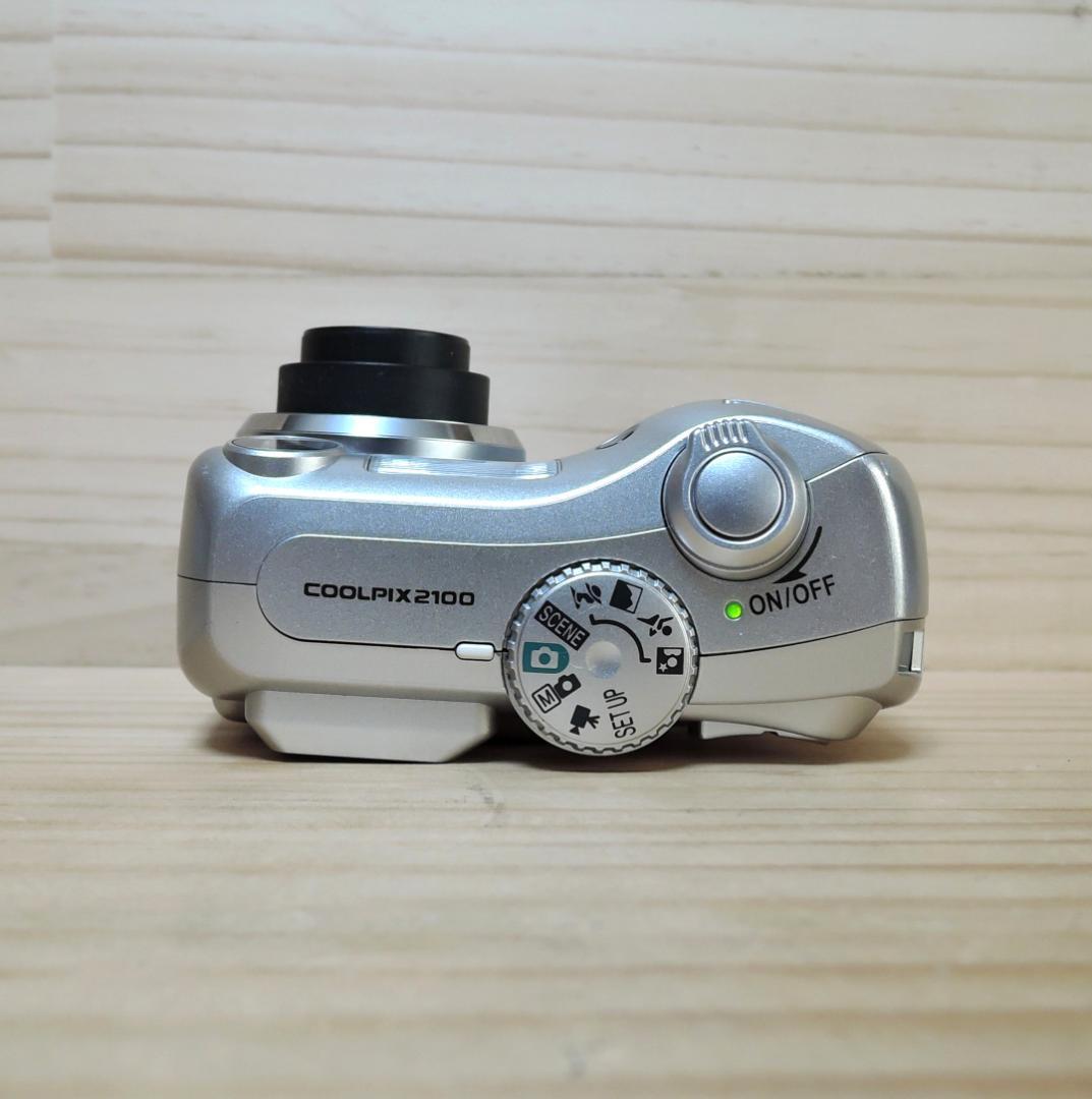 【美品】Nikon COOLPIX 2100 コンデジ カメラ　《動作確認済》