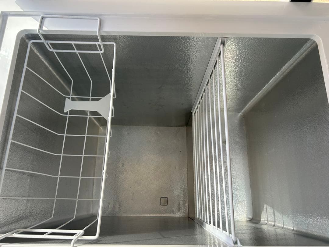 美品 エスケイジャパンSFU-A141Nノンフロン冷凍庫 141L 2022年製