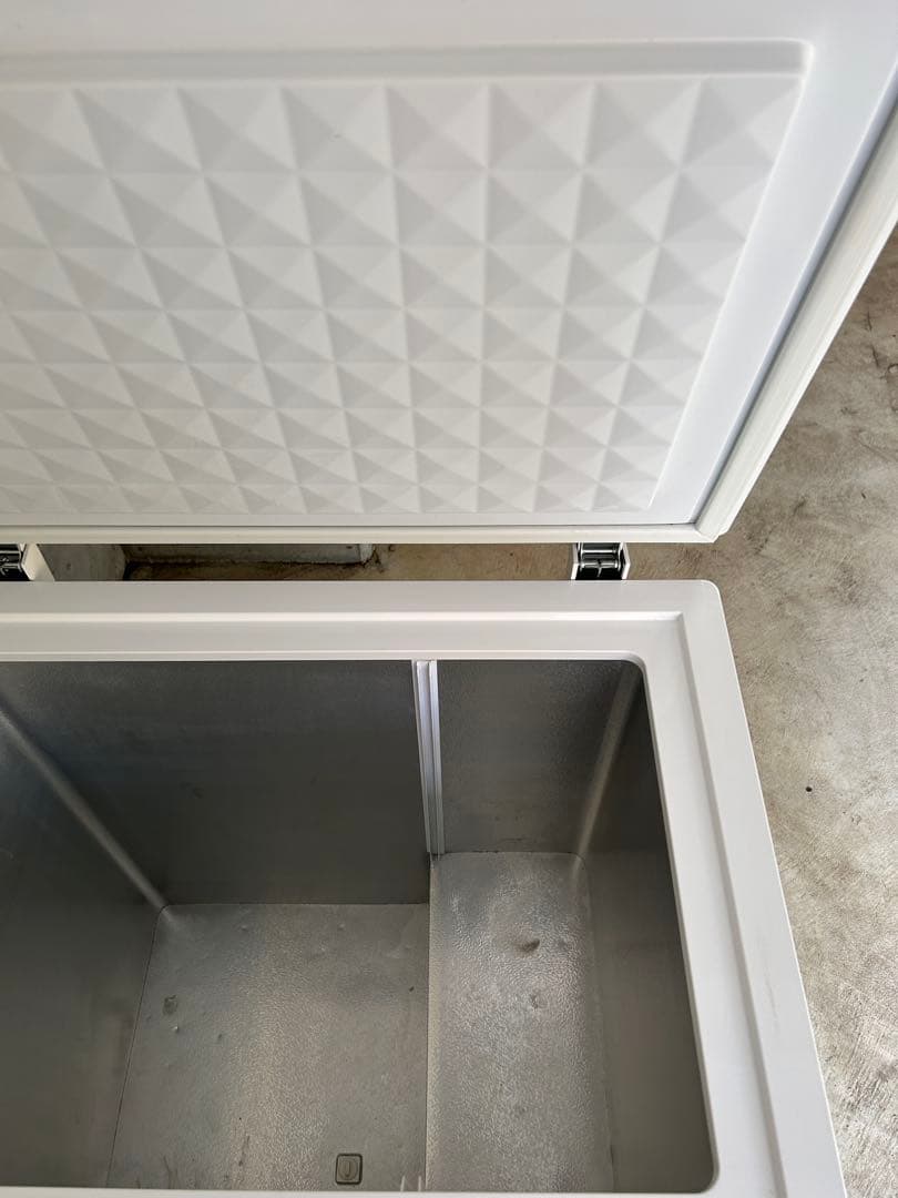 美品 エスケイジャパンSFU-A141Nノンフロン冷凍庫 141L 2022年製