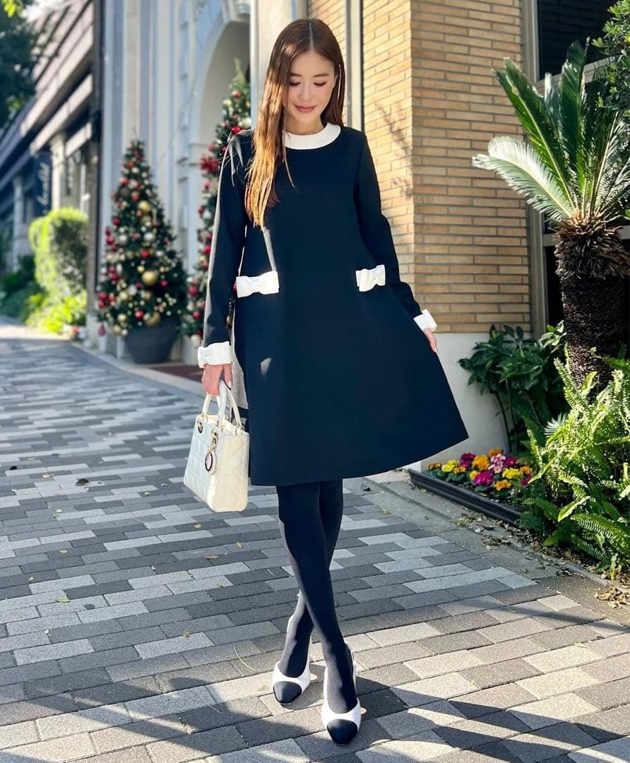 【人気完売商品】新品未使用オブリOBLI バイカラーリボンワンピース