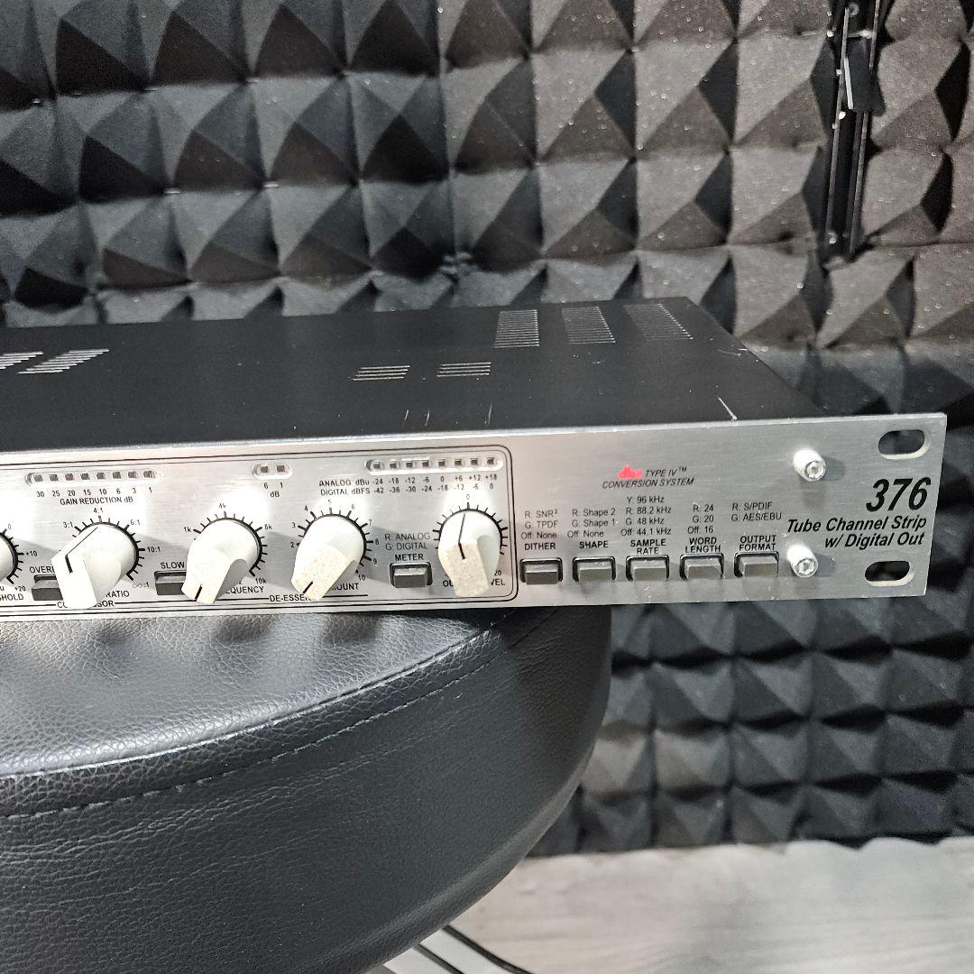 R*d様 dbx 376 Tube Channel Strip