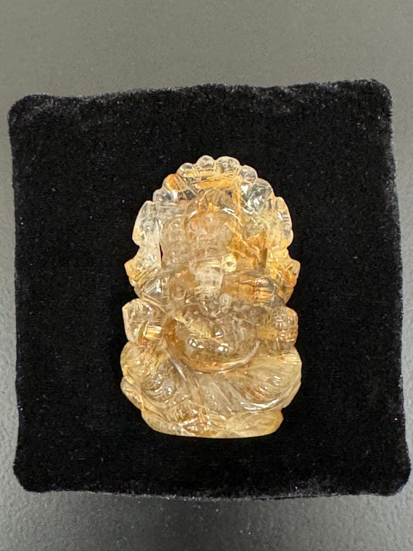 ルチルクォーツ　ガネーシャ像　太陽放射タイタンルチル　ルチルクオーツ