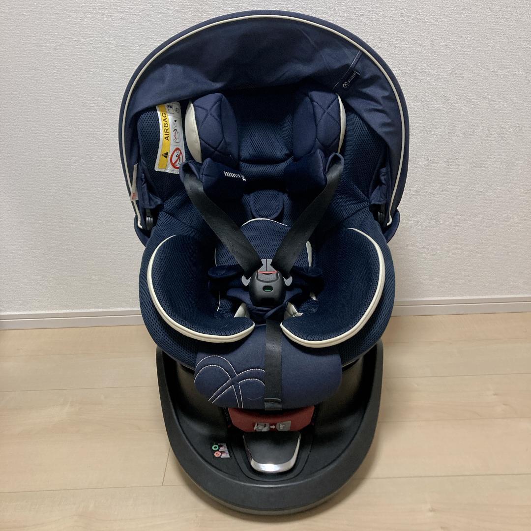 エールベベ クルット5s グランス 回転式チャイルドシート AB920 ネイビー