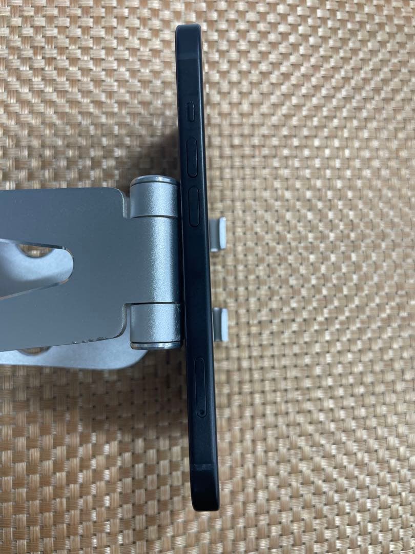 iPhone 15 128 GB ブラックSIMフリー【2348】