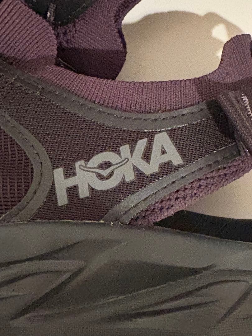 ホカオネオネ　HOKA ストラップサンダル　ホパラ2