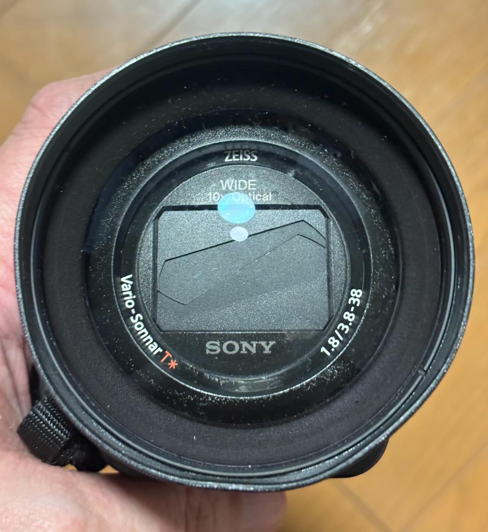 SONY FDR-AX30 4k ハンディカム(上のカバーが外れてます)