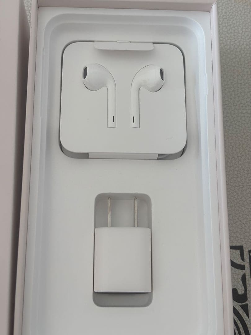 携帯電話本体 iPhone8Plus 256GB