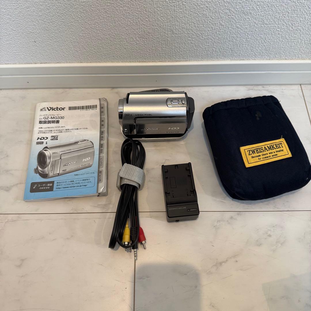 ビデオカメラ Victor JVC Everio GZ-MG330-S