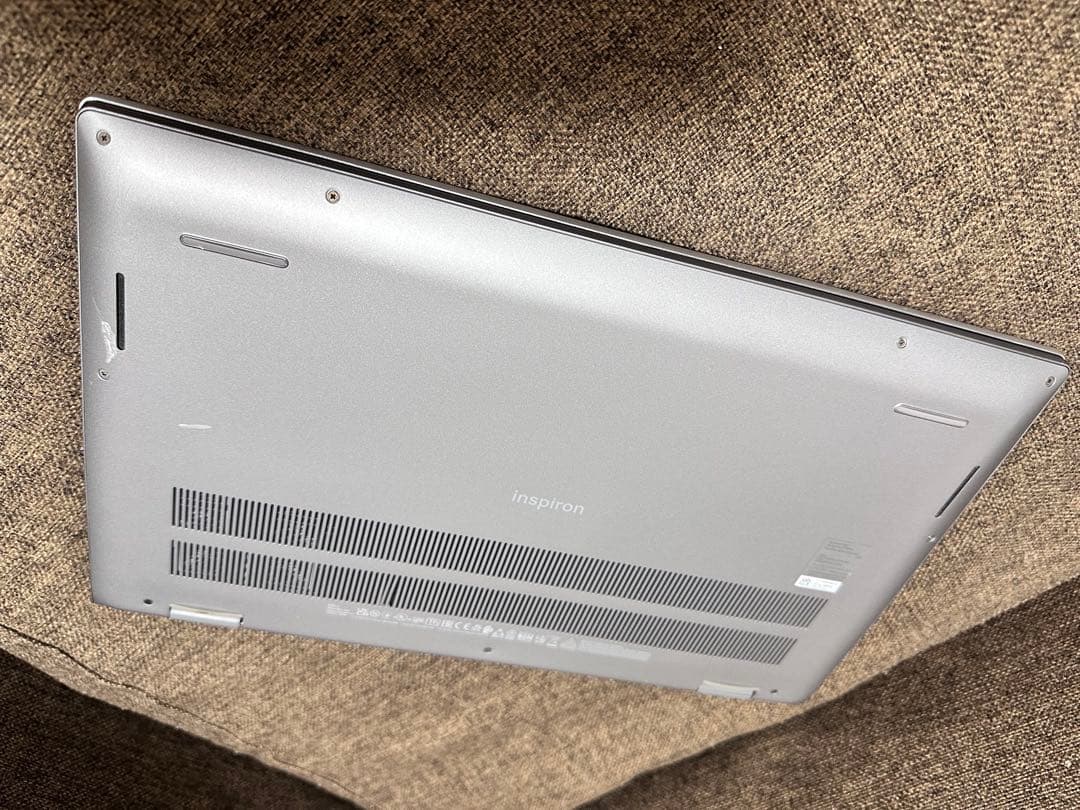 Dell Ins 15.6インチ ノートi7-11370H 16GB 1TB