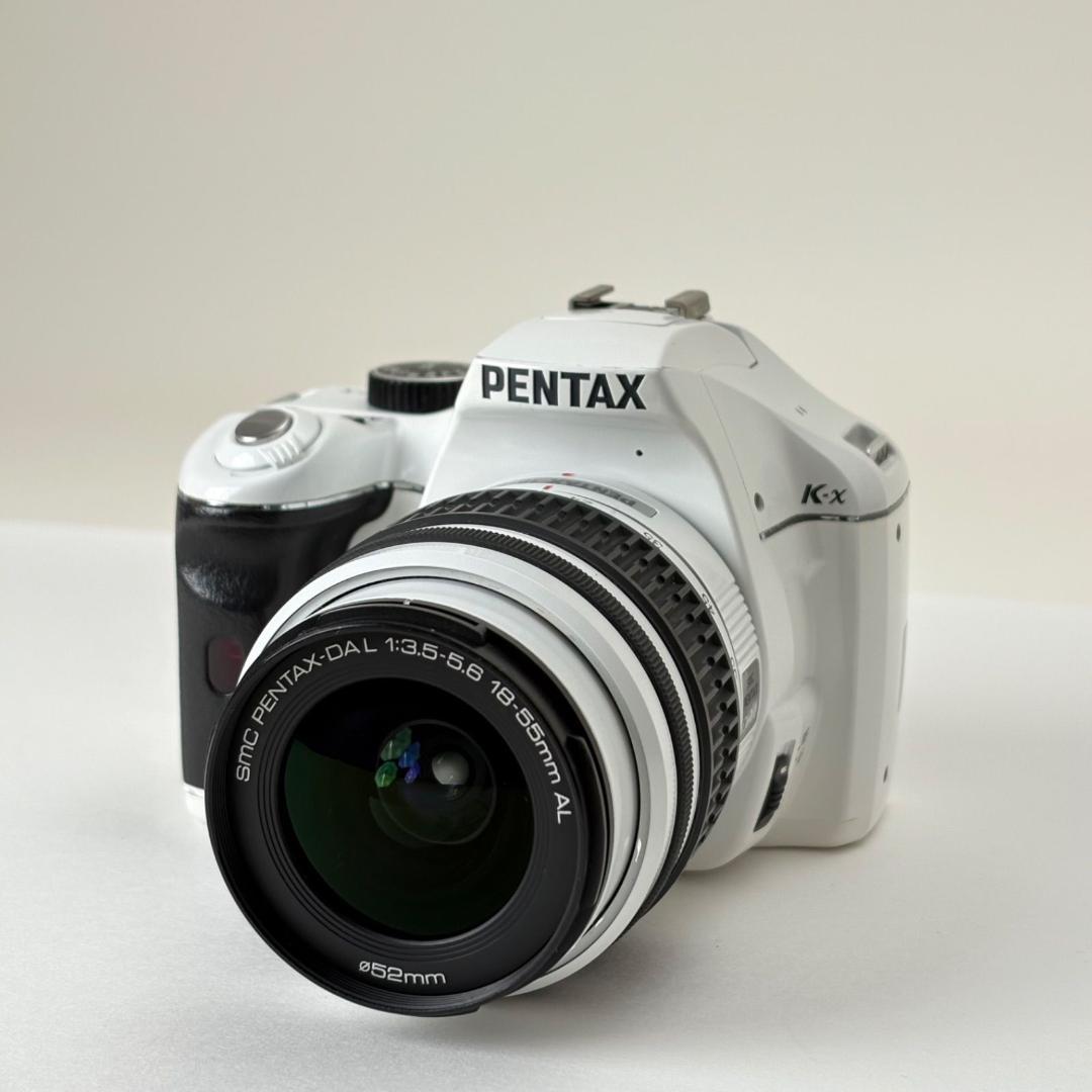 PENTAX K-x 18-55mm 標準レンズセット　白　070