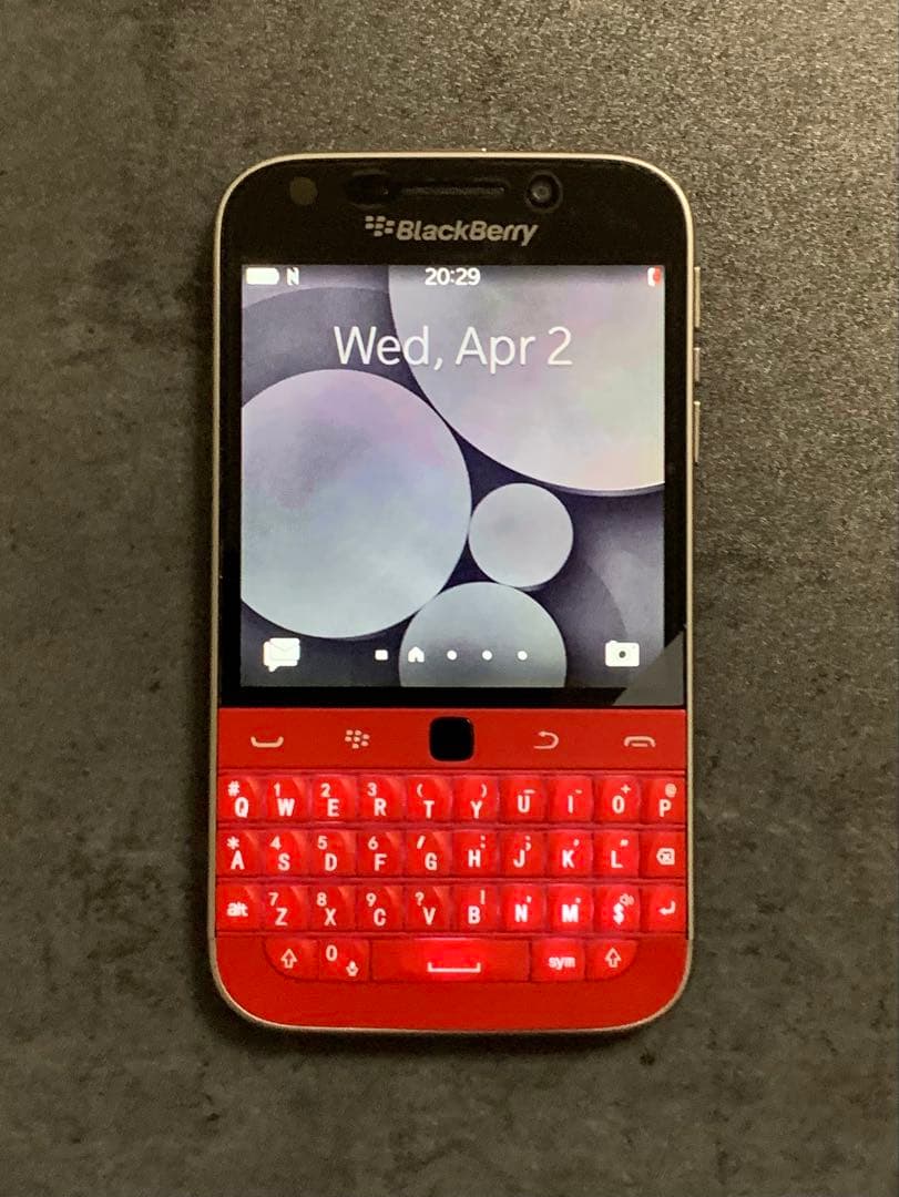 新品 BlackBerry ブラックベリー Q20 Classic クラシック