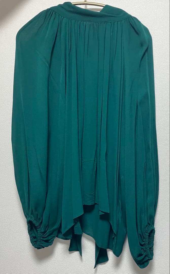 美品★ドゥーズィーエムクラス GGシルクブラウス★グリーン