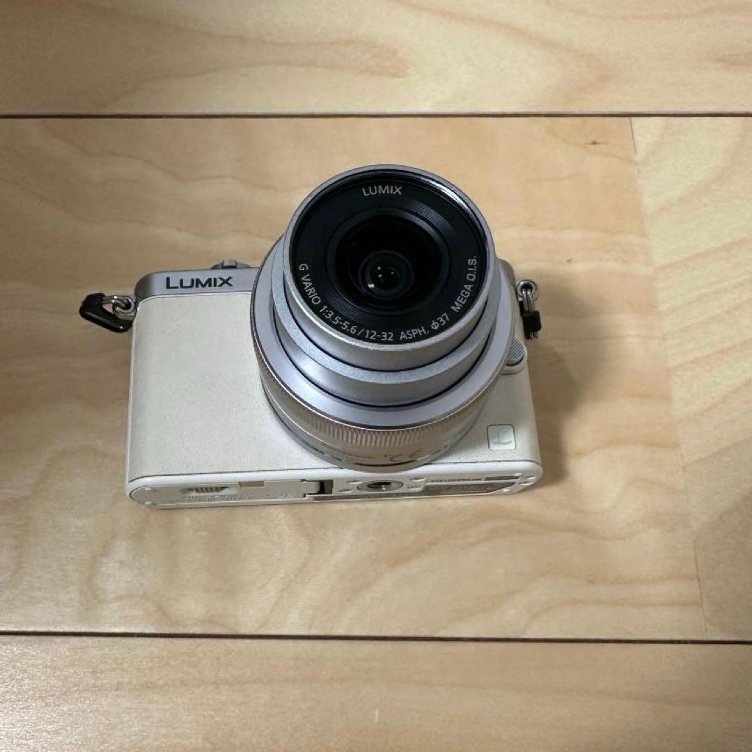 【美品】Panasonic LUMIX GM1K ミラーレス一眼カメラ ホワイト