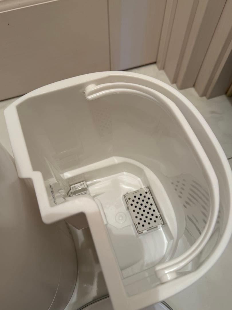 【美品】2025年製 アイリスオーヤマ 加湿器 AHM-HU55A-W ホワイト