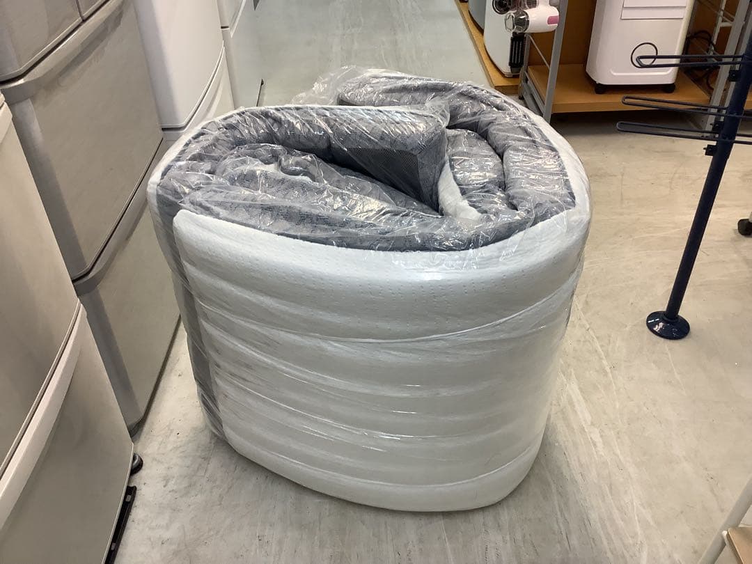 【新品未使用】Emoor Tokyo　エムール　セミダブル三つ折りマットレス