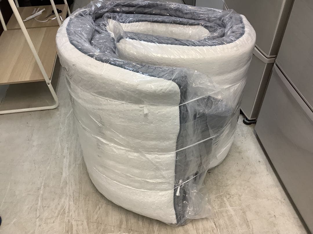 【新品未使用】Emoor Tokyo　エムール　セミダブル三つ折りマットレス