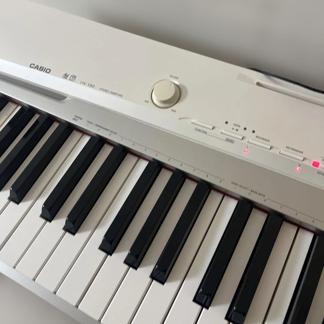 CASIO privia プリヴィア PX-130WE 電子ピアノ ホワイト