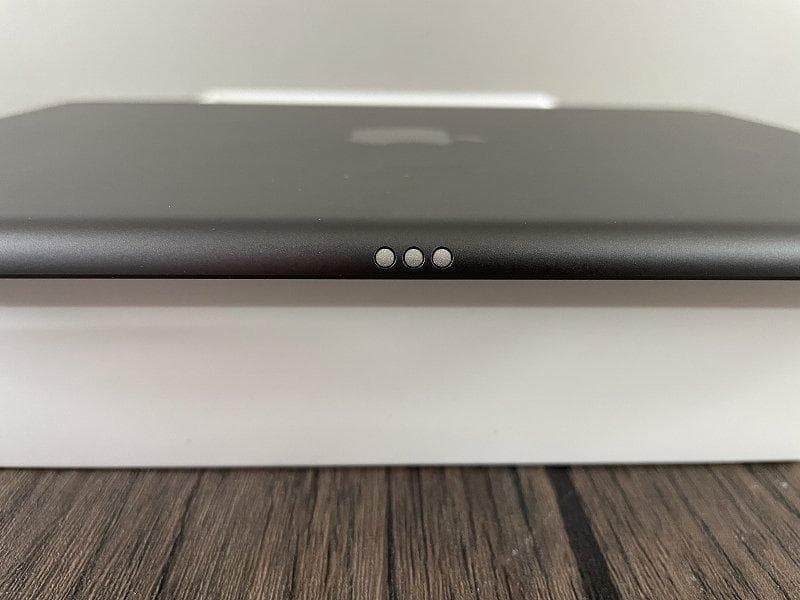 ⑤【美品】iPad Apple 第9世代　Wi-Fiモデル　64GB