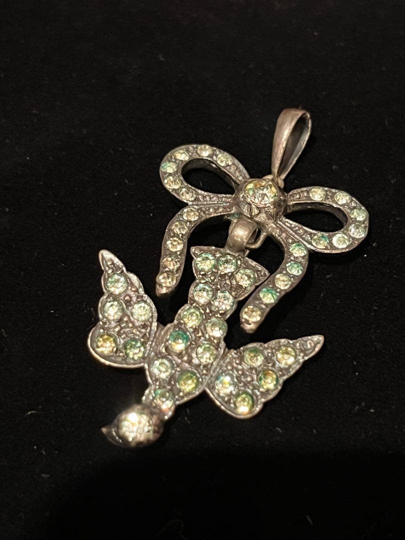 リボンと鳩　ヴィクトリアン　チャーム　イギリス　アンティーク　ネックレス