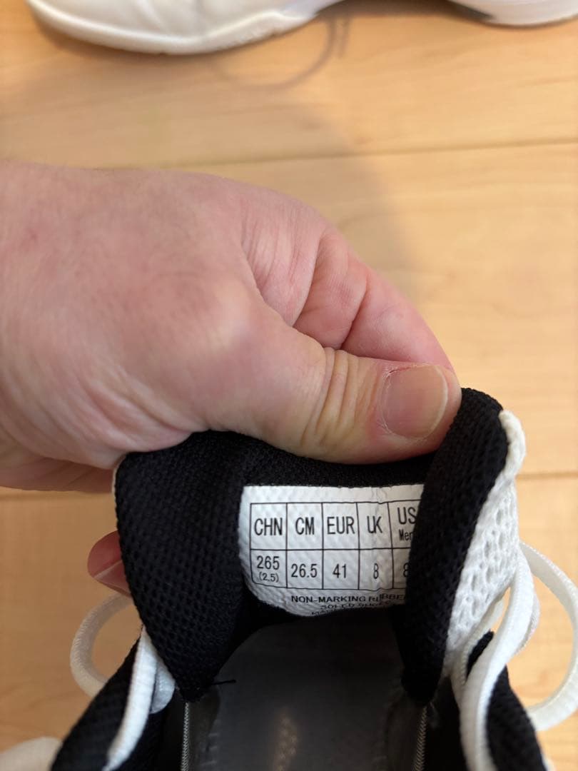 【極美品】YONEX パワークッション65Z桃田賢斗選手カラー 26.5cm