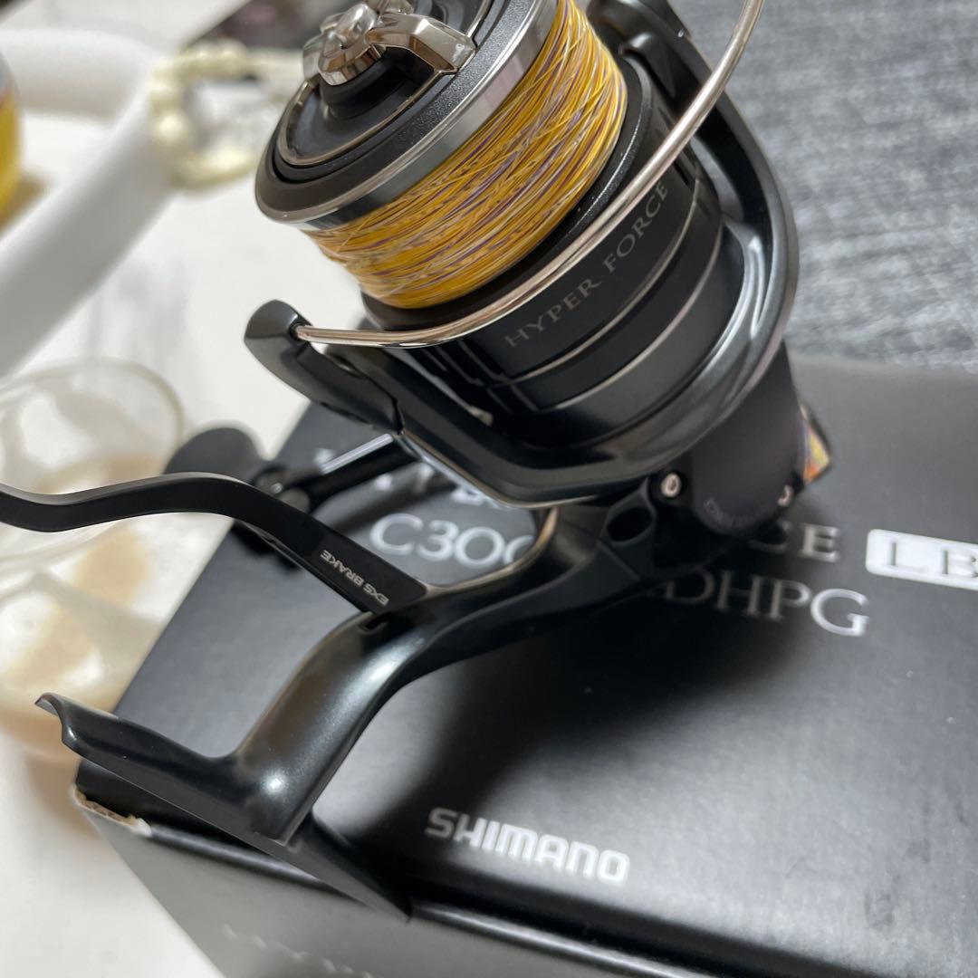 シマノハイパーフォースLB C3000MDHPG スピニングリール