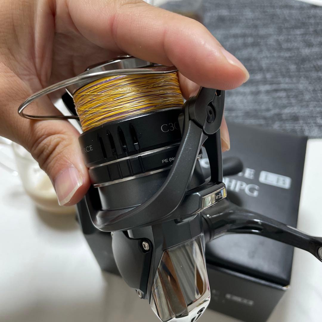 シマノハイパーフォースLB C3000MDHPG スピニングリール