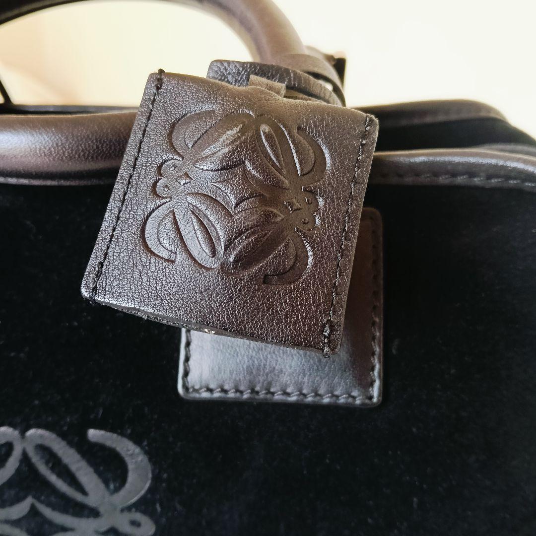 LOEWE アマソナ 28　スエード　ブラック　黒