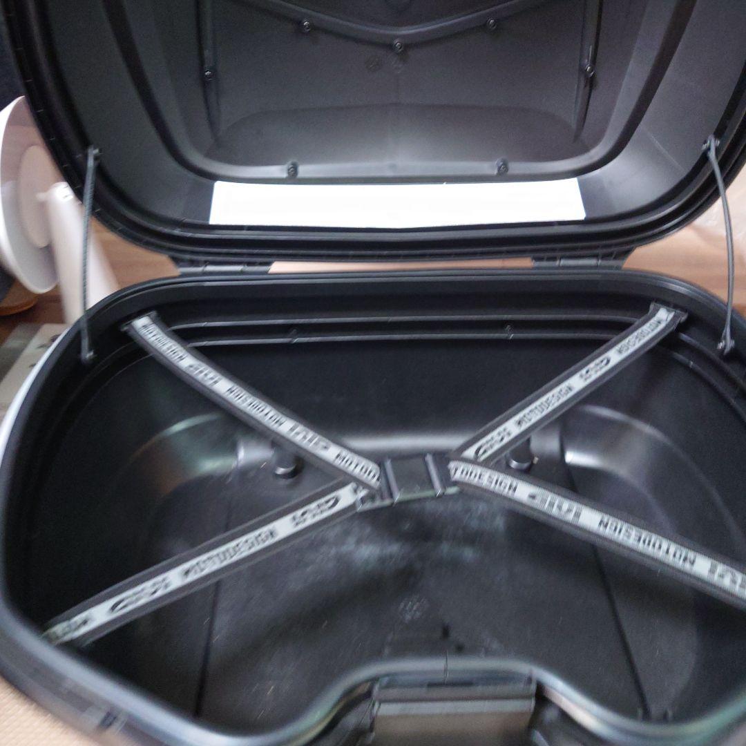 GIVI モノキートップケースV47 カーボン 美品ベース無し