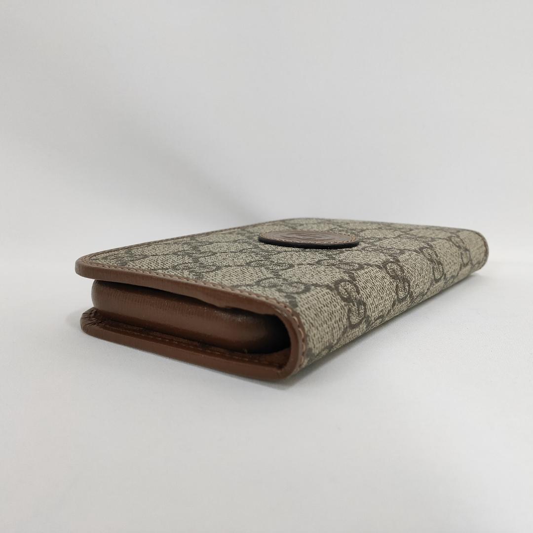新品 未使用 GUCCI GGスプリーム 手帳型 iPhone15用 ベージュ