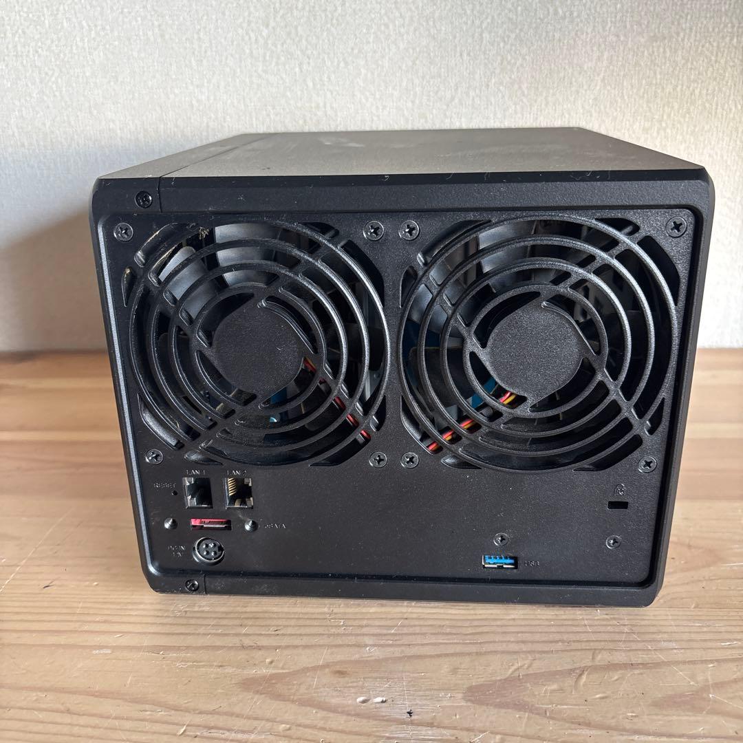 Synology シノロジー DS920+＆HDD TOSHIBA 10TB