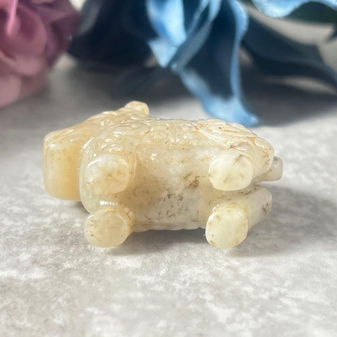 白玉饕餮文根付　提物 吊坠上衣　塑像　老玉　古玉