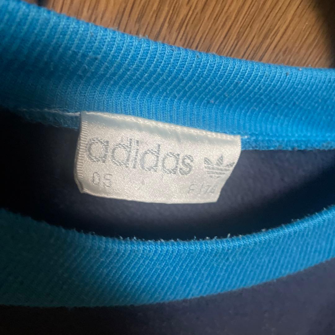 令*ヤ様 adida vintage sweat shirt