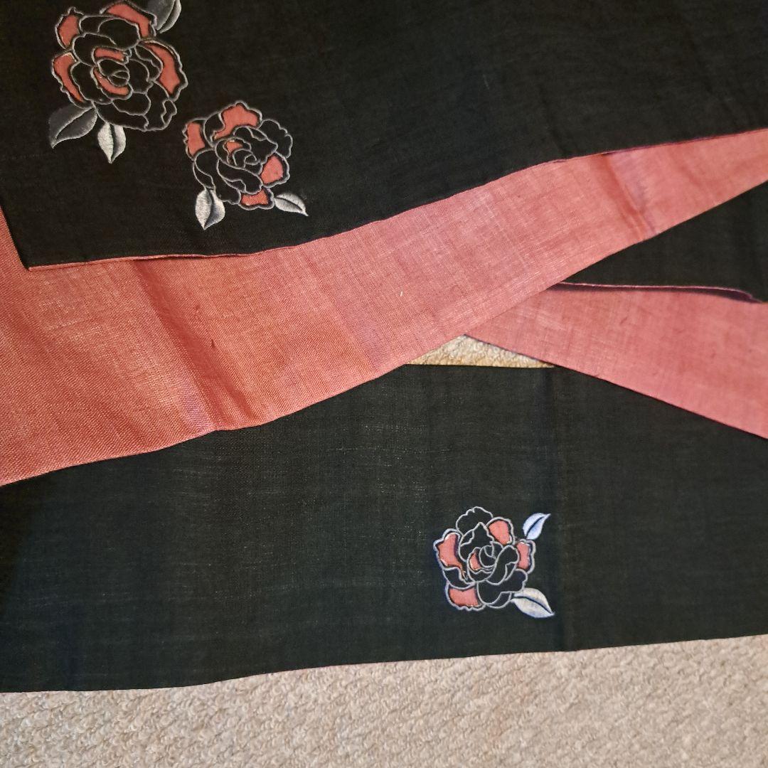 un deux 半幅帯 麻100%黒 赤 つばき刺繍　新品
