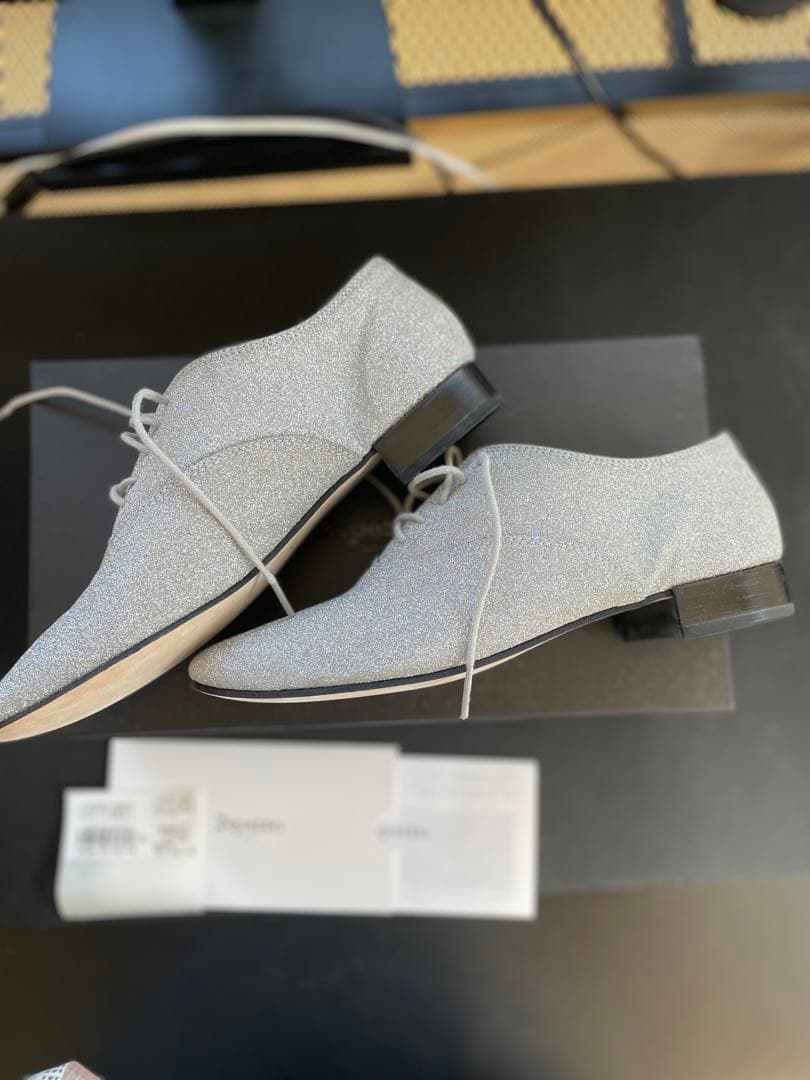 LEPETTO 未使用 シルバーラメ シューズ 靴　25.5cm 大きいサイズ