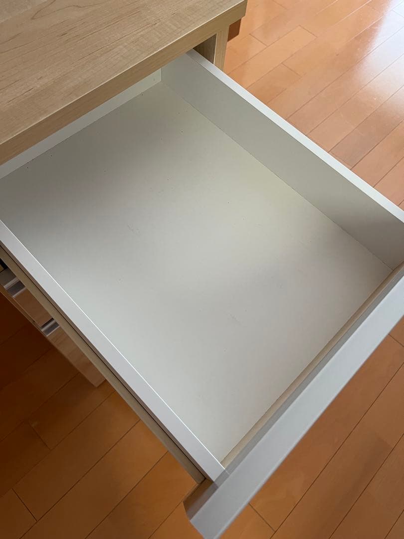 のんた　近日掲載終了！美品！ディノス　分別ゴミ箱付きすき間収納庫