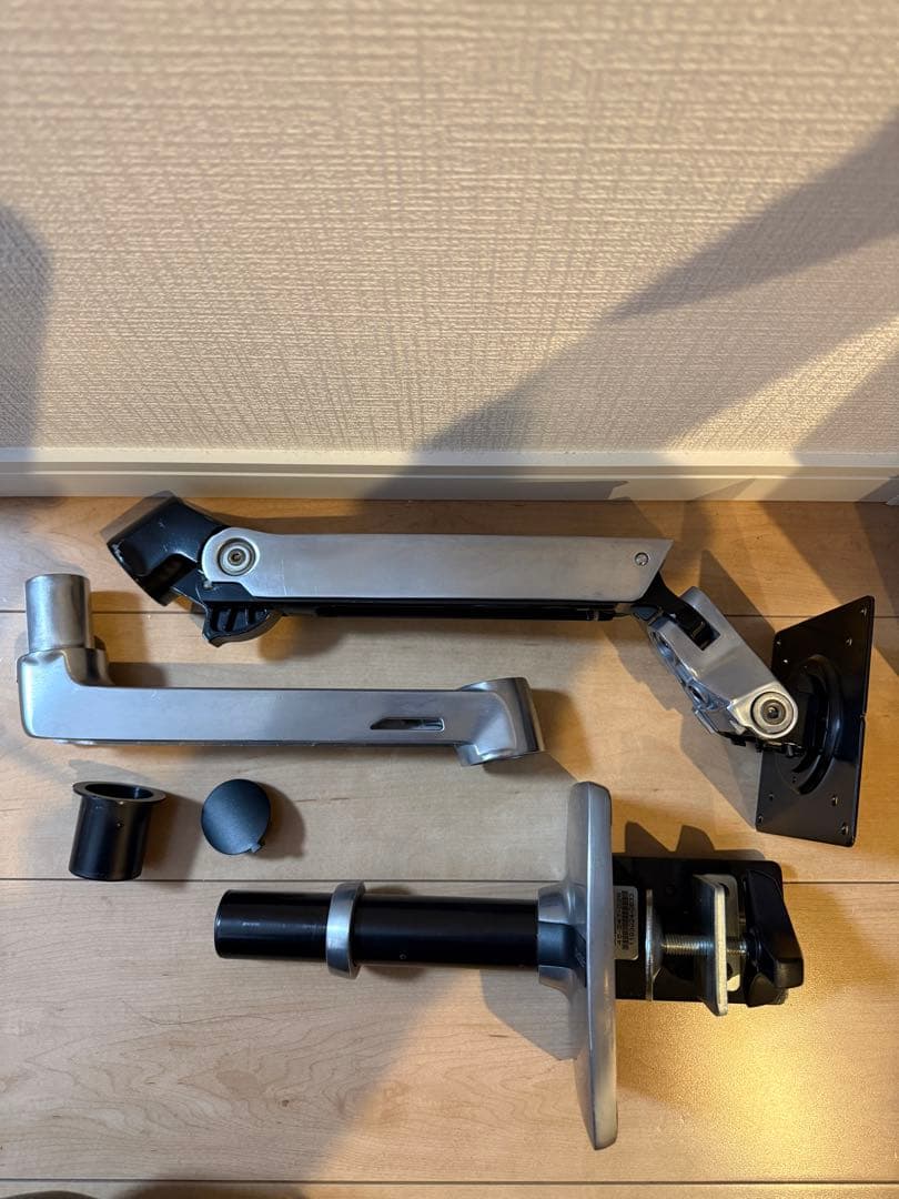 ERGOTRON エルゴトロン LX デスク モニターアーム　シルバー