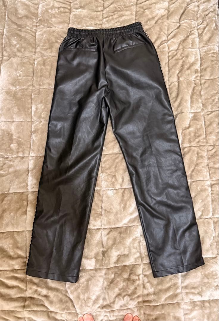 Toironier／トワロニエ　レザーパンツ