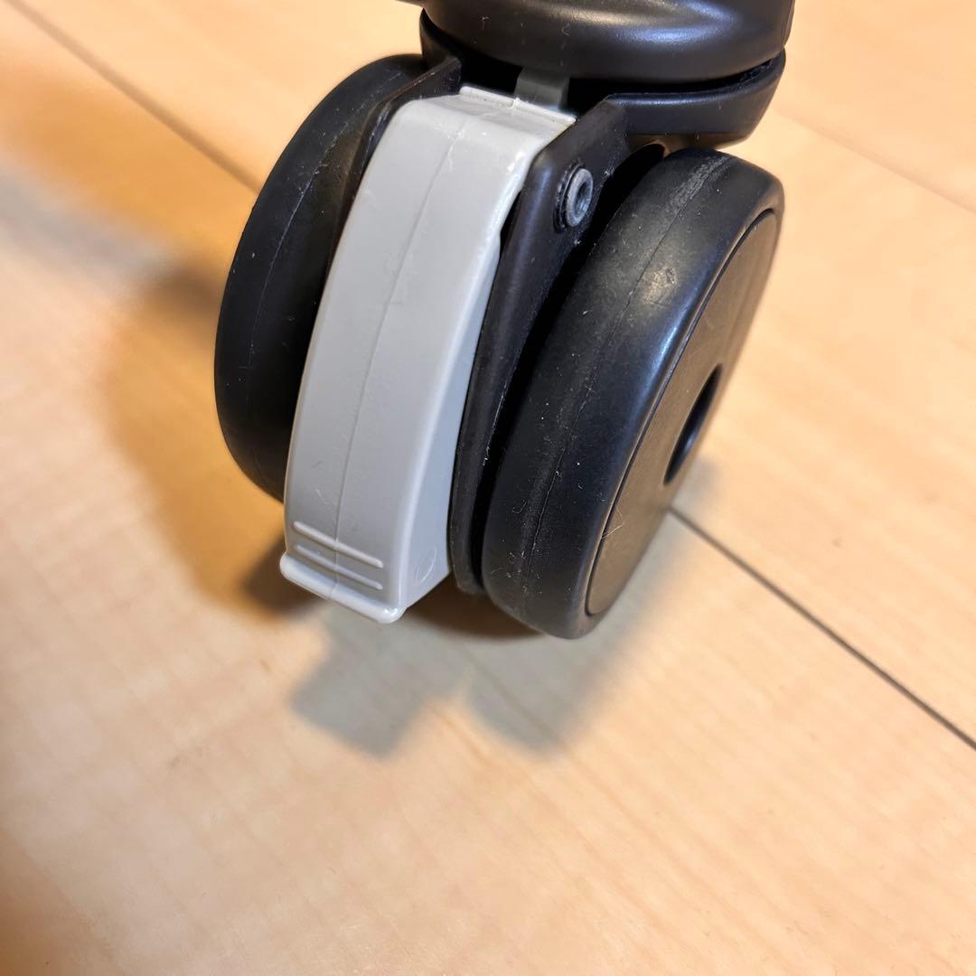 トイザらス限定 コンビ ネムリラ オートスウィング ネムリラAT