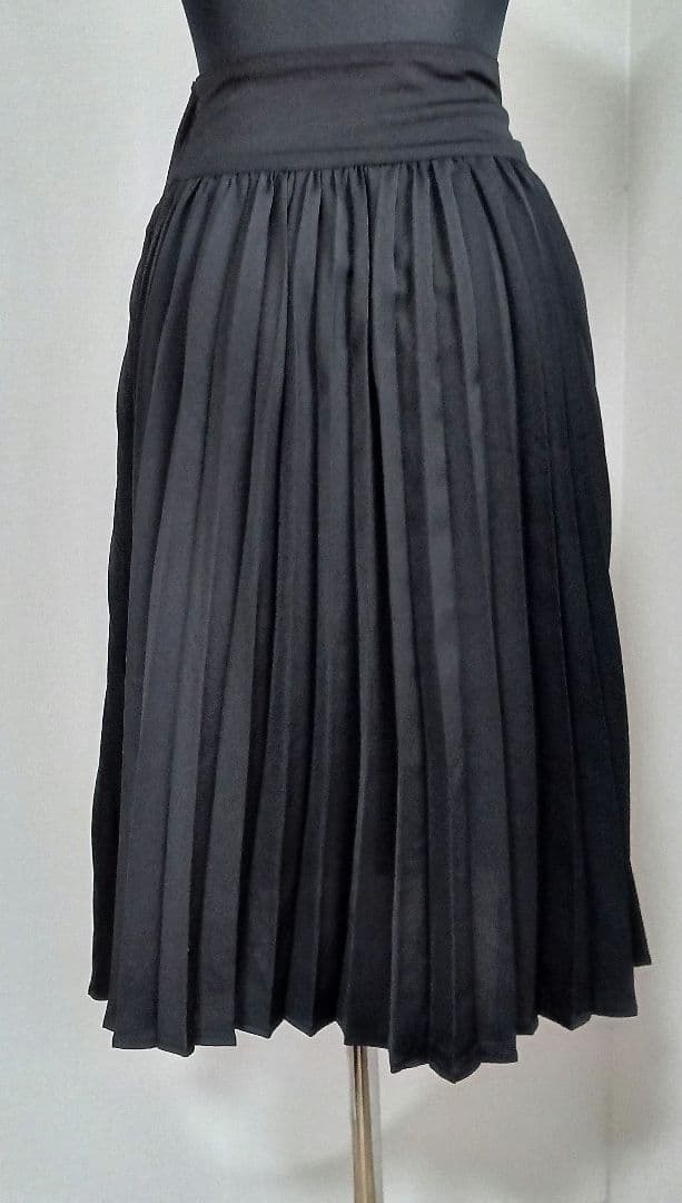 エイココンドウ　ベスト　未使用マダムヒロコトップス　EVRIS　手袋+羊皮J