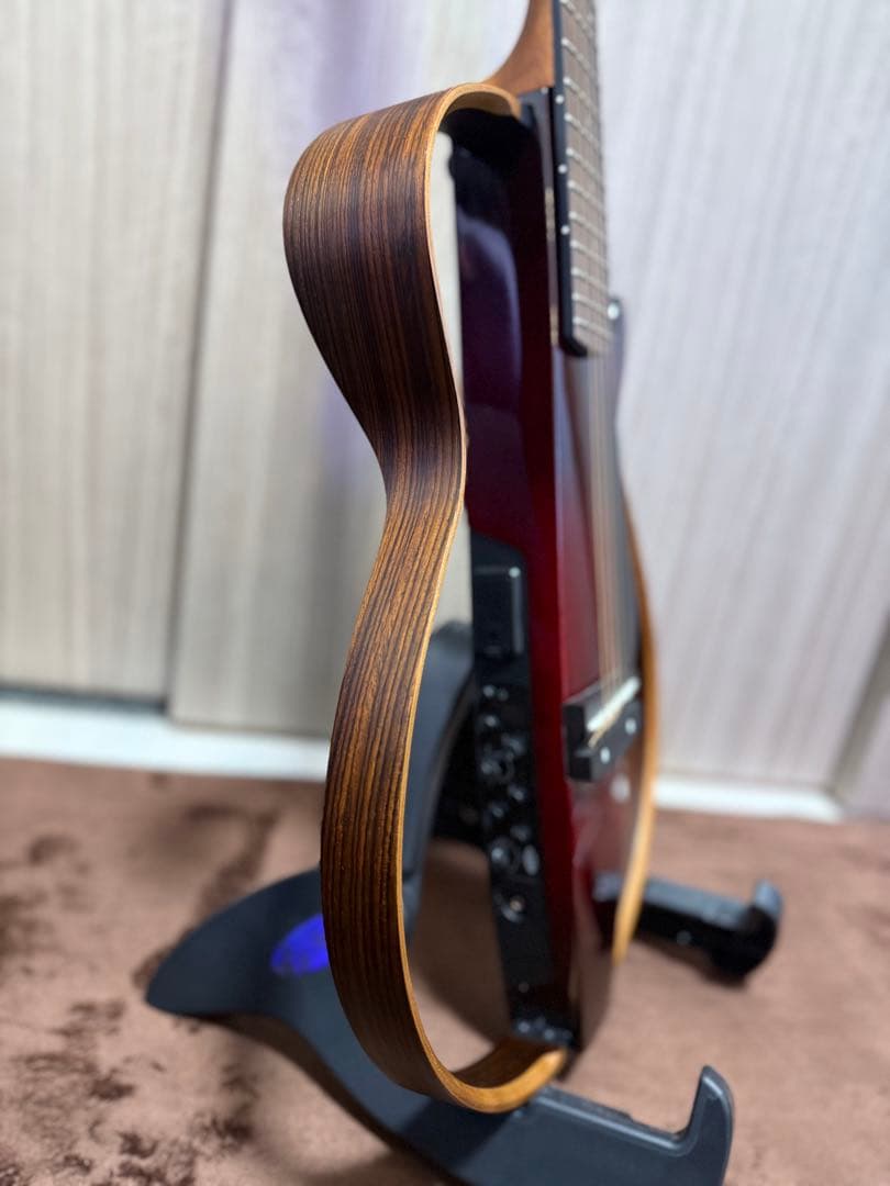 ヤマハ　サイレントギター　SLG200S