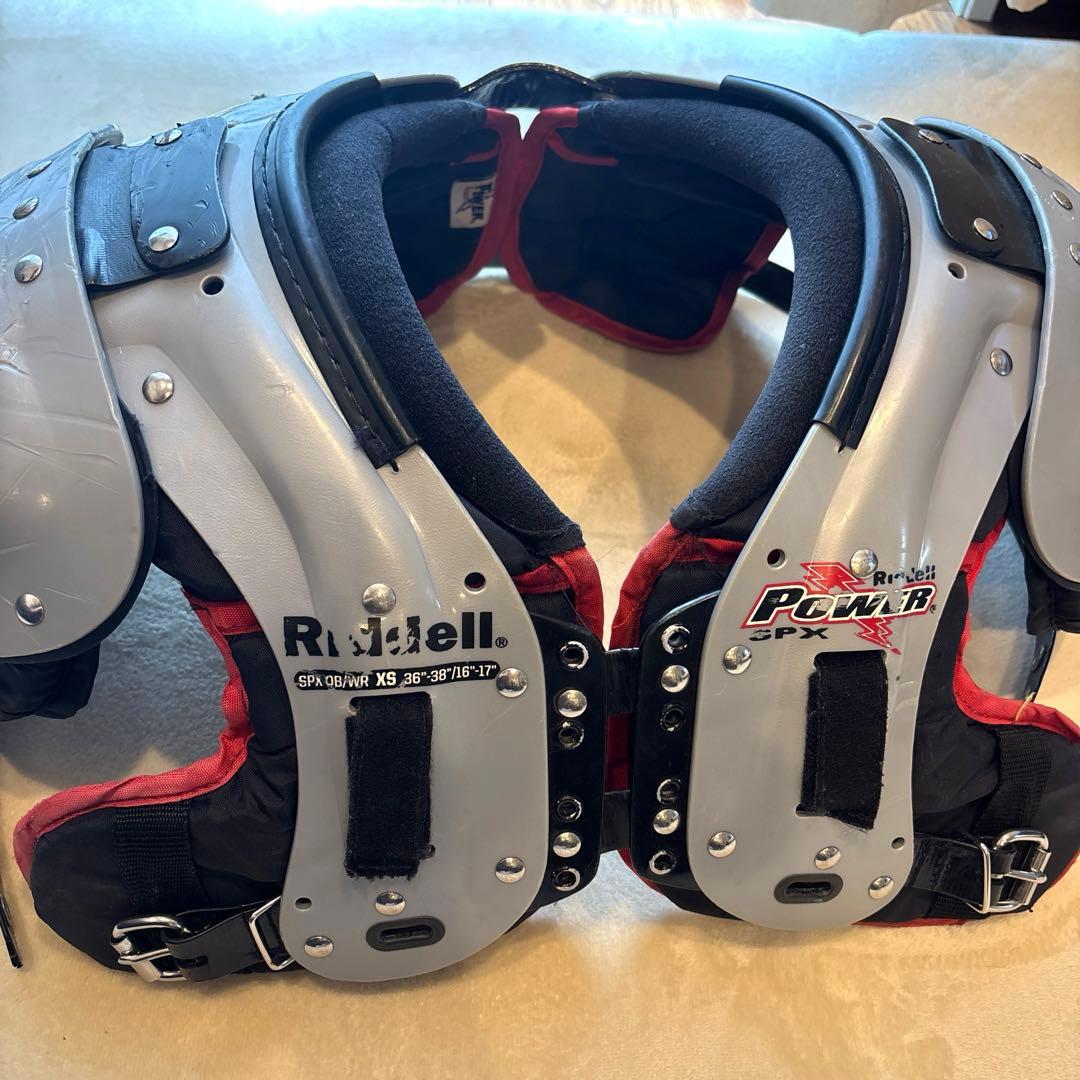 アメリカンフットボールPower ショルダ一QB /WR用XSサイズ