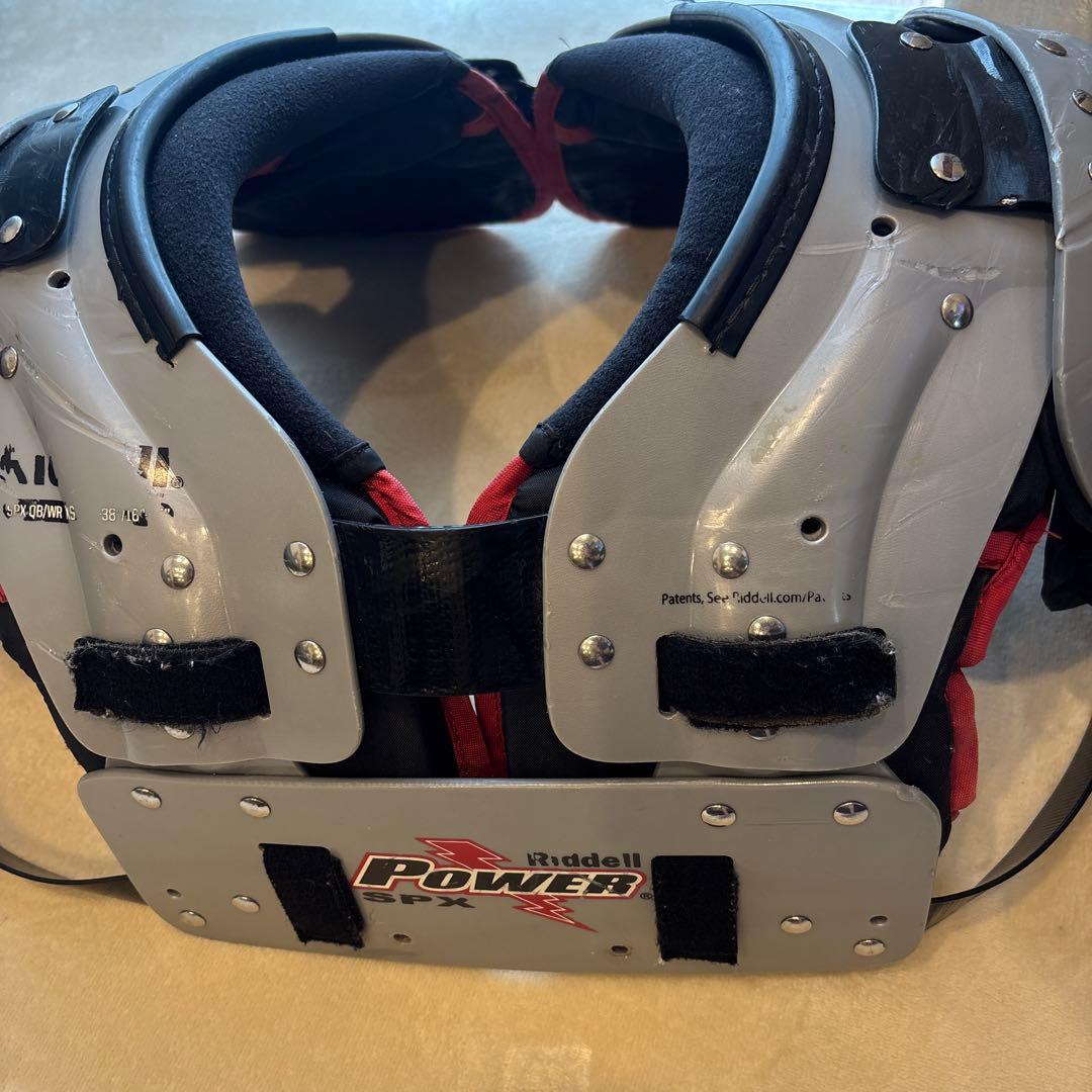 アメリカンフットボールPower ショルダ一QB /WR用XSサイズ